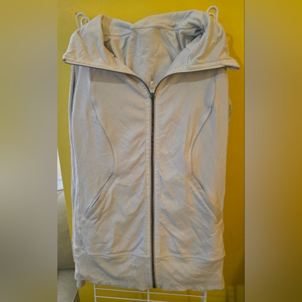 Lululemon Athletica Light Gray Vest